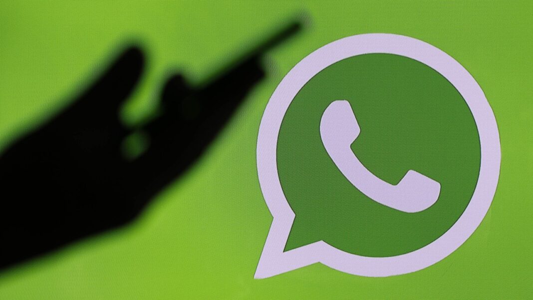 WhatsApp para infieles. Foto referencial.