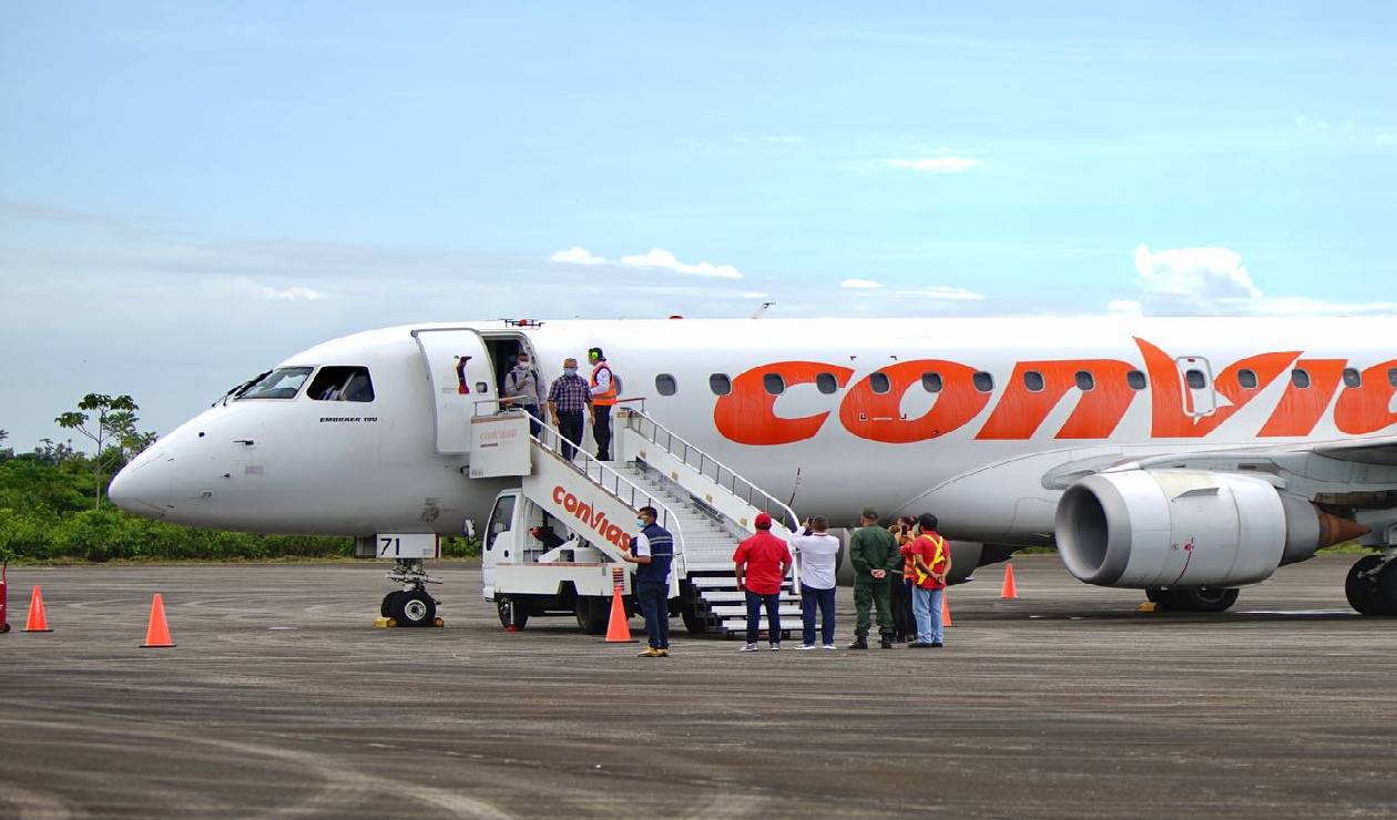 Llegó el primer vuelo de Conviasa a Bogotá