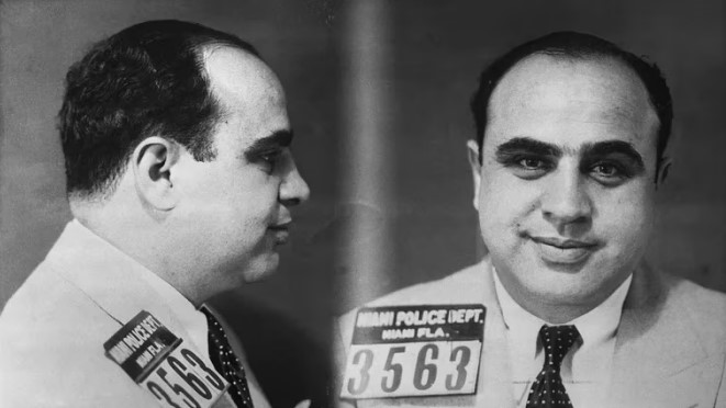 Al Capone el mafioso mas perverso de la historia murió en una bañera un 25 de enero