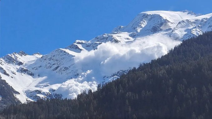 Sube a seis el balance de muertos por avalancha en los Alpes franceses