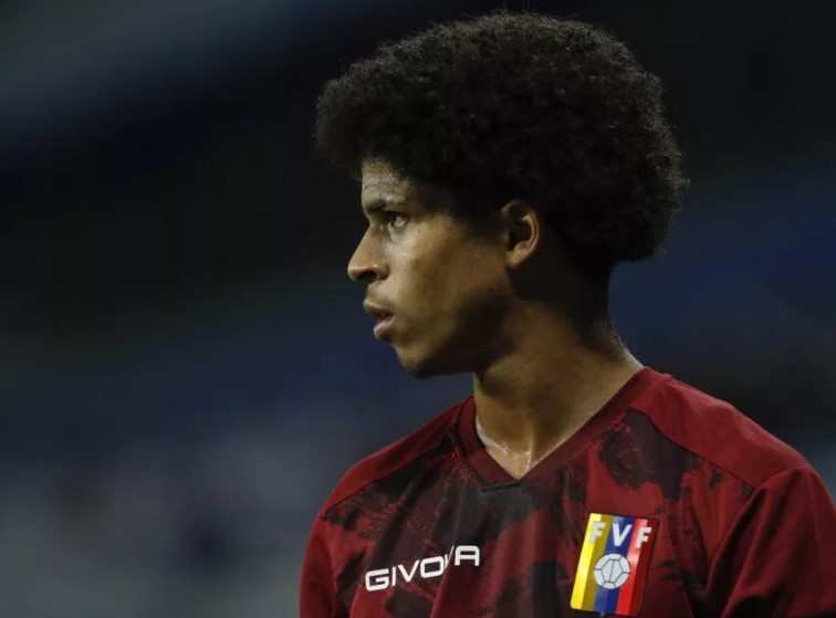 Cuatro futbolistas criollos entre los mejores juveniles del mundo