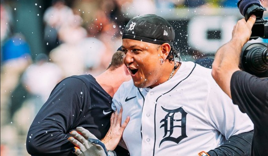 Miguel Cabrera sigue haciendo historia