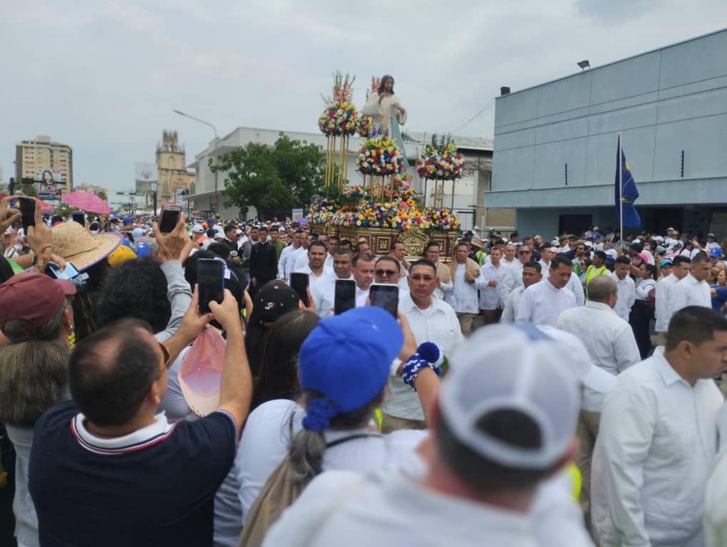 MULTITUDINARIA CAMINATA en 5 de Julio en honor a Jesús de la Misericordia (+Fotos)