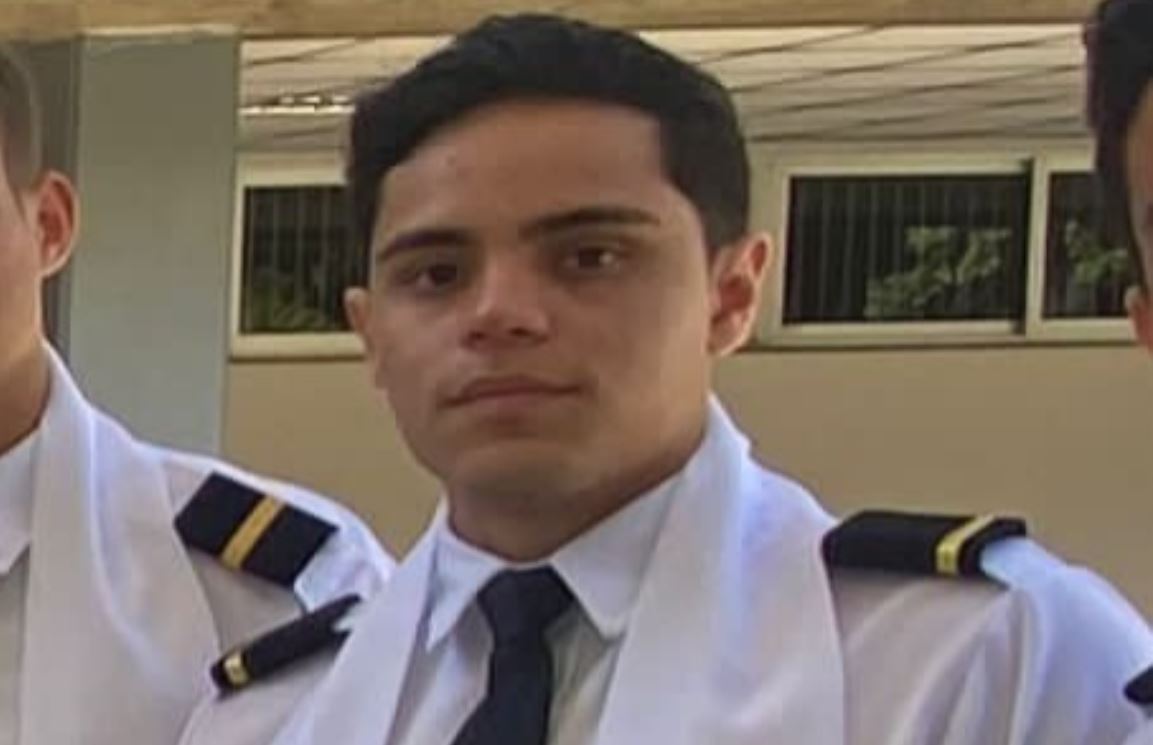 Presuntos funcionarios policiales asesinaron en Caracas a joven que quería ser piloto