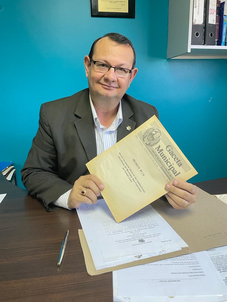 Piden que regrese El minuto de oración a las escuelas de San Francisco: Un decreto de Saady que cumple 17 años