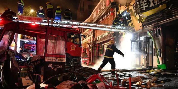 Treinta y un muertos deja explosión en restaurante al noroeste de China