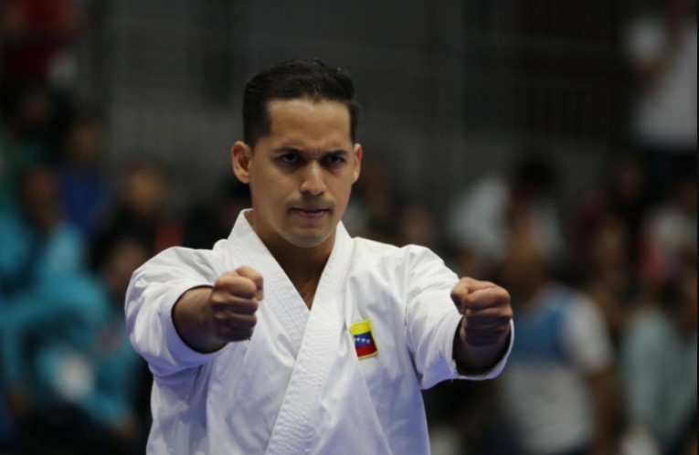 El karateca Cleiver Casanova suma nueva dorada para Venezuela en San Salvador
