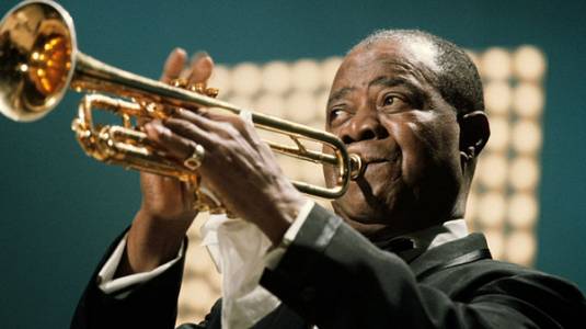 Louis Armstrong, uno de los padres del Jazz, partió un día como hoy