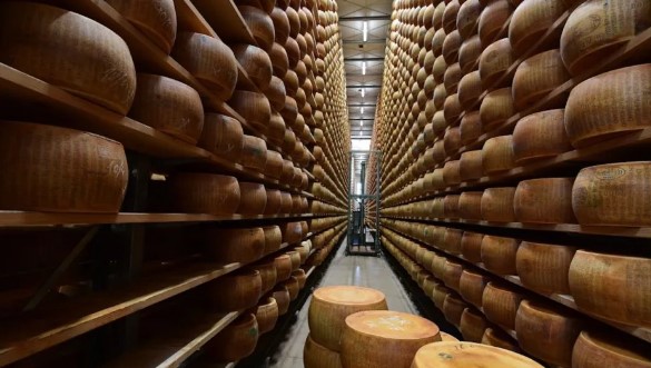 Morir aplastado por una montaña de queso