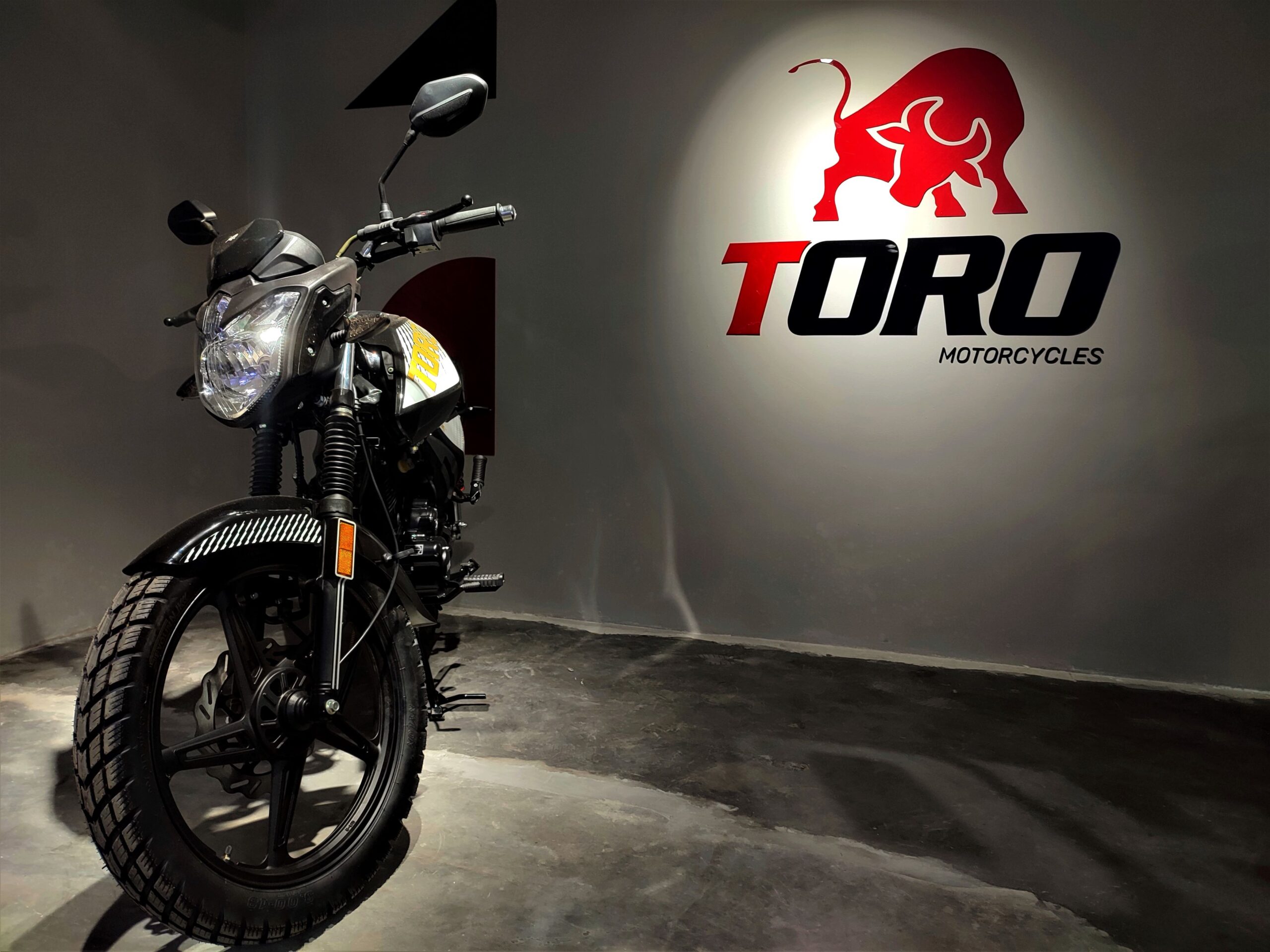 San Francisco se estremece con el poder de Toro Motocycles