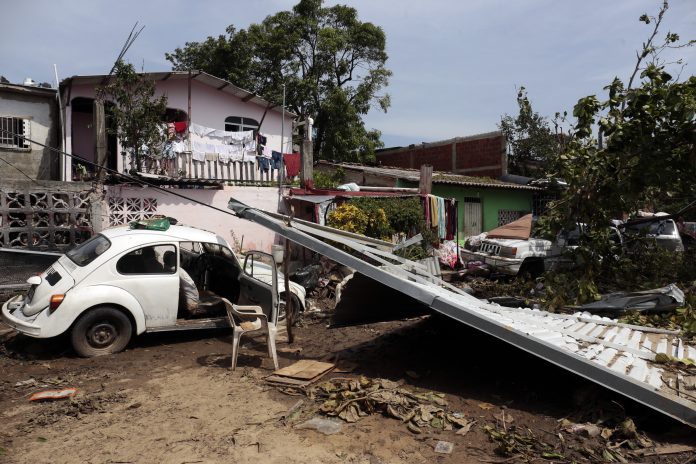 Huracán Pilar Salvador