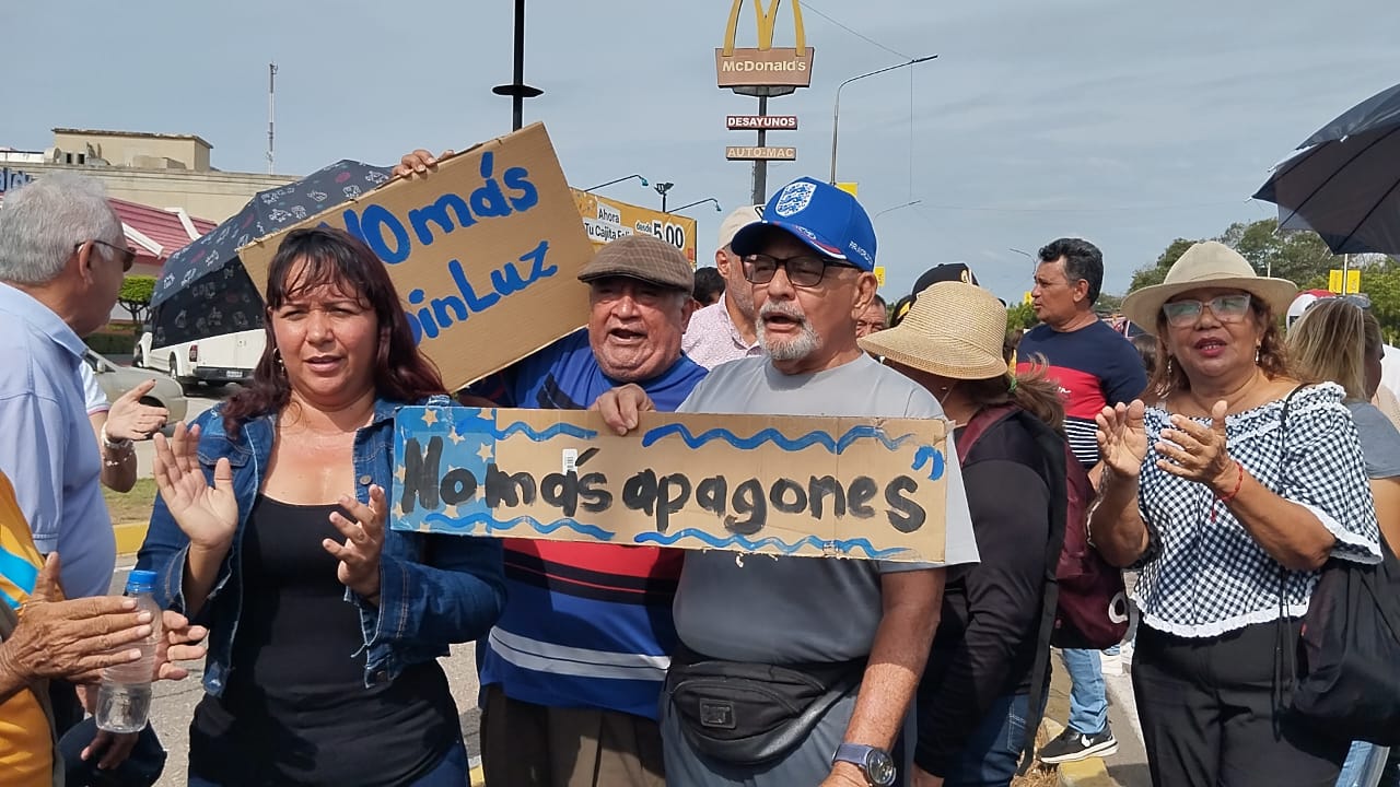 Concejales protestan