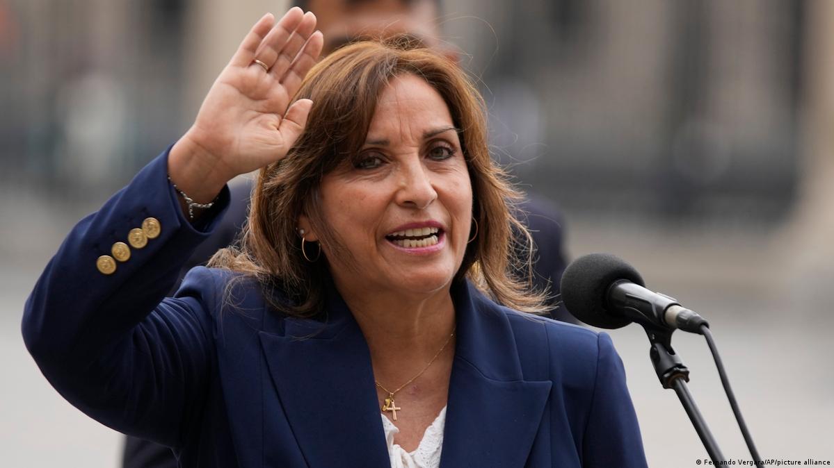 Presidenta de Perú registra la mayor desaprobación desde que asumió el poder