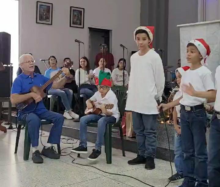 Se iniciaron misas de aguinaldo con gaitas y villancicos