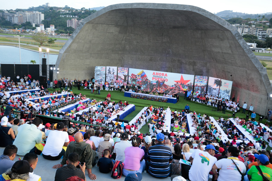 Presidente Maduro recibe propuestas preliminares de las 7T
