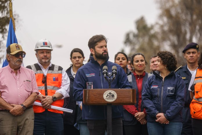 Presidente de Chile anuncia nuevas medidas para las familias damnificadas por megaincendio en Valparaíso