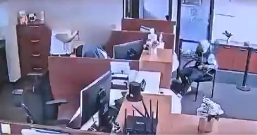 ¡Insólito! Venezolano intentó robar un banco de Ohio utilizando una aplicación para que le tradujera (+Video)