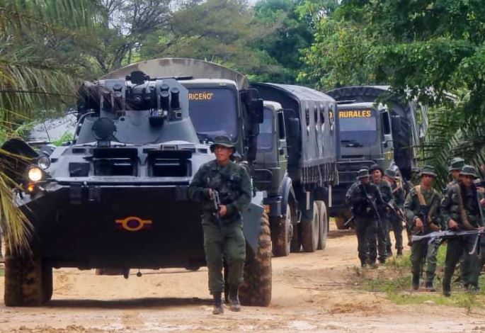 Encuentran enterrados parte de los fusiles robados al Conas