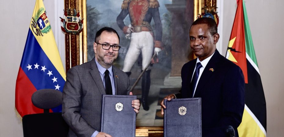 Venezuela y Mozambique amplían su cooperación con la firma de 10 acuerdos en Caracas