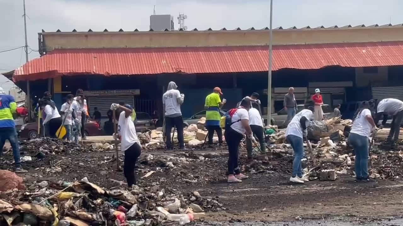 Corpozulia: Más de 3 mil 500 toneladas de basura se han retirado del Mercado Las Pulgas