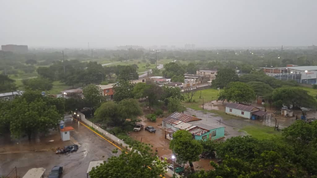 Tarde lluviosa refrescó al Zulia ante ola de calor de esta mañana