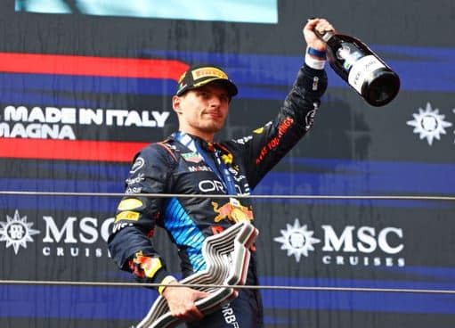 Verstappen refuerza su liderato en el GP Emilia Romaña