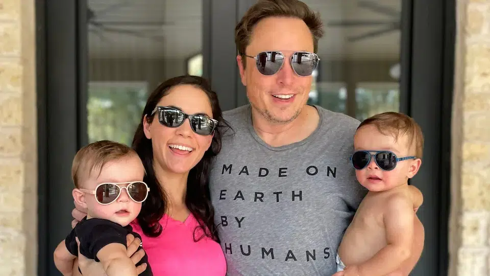 ¿Por qué Elon Musk tiene tantos hijos?