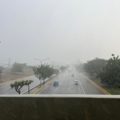Vientos huracanados y fuerte lluvia azotan al Zulia