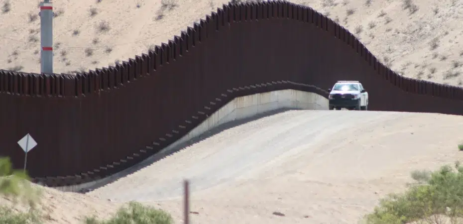 Menos migrantes podrán pedir asilo en la frontera de EEUU, tras entrada en vigor de nuevas restricciones