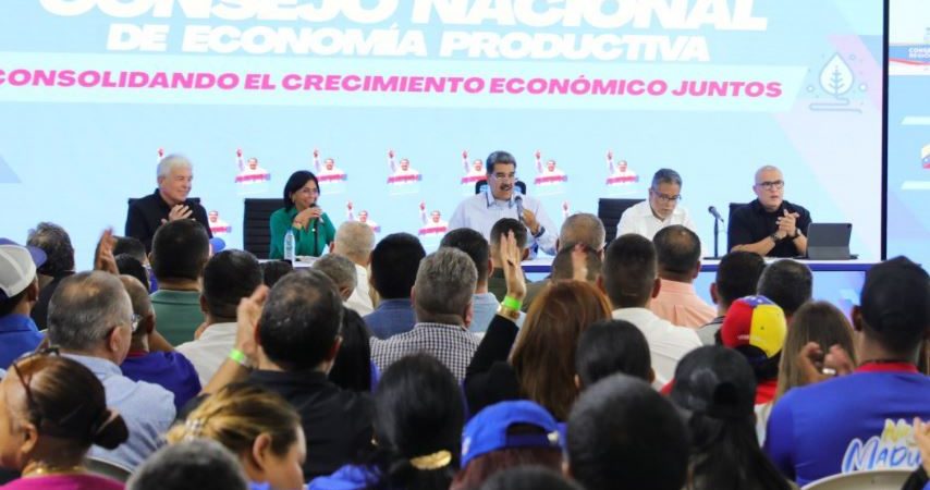 Presidente Maduro en el consejo nacional de economía productiva: “Hemos tenido el precio del dólar más estable en los últimos 13 años”