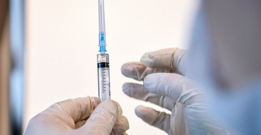 Las pruebas clínicas de la vacuna rusa contra el cáncer serán en el 2025