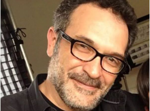 Murió el director mexicano Moisés Ortiz Urquidi mientras filmaba una escena: realizador de El Señor de los Cielos