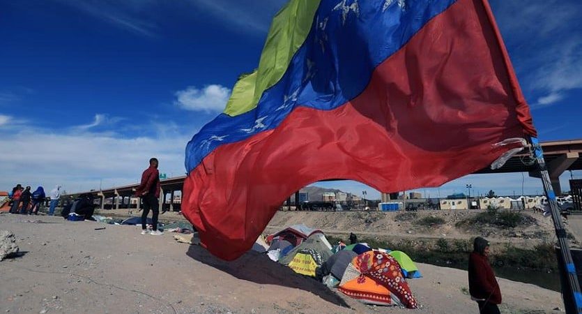 El dilema de los migrantes venezolanos tras restricciones en EEUU: Seguir, volver o quedarse en México