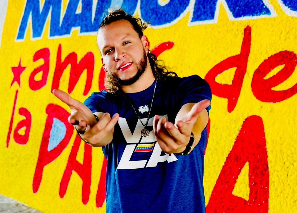 Hoy está en su tierra Kaniel, el zuliano ganador del reality Factor M, lanza video clip en YouTube y prepara sui primer disco