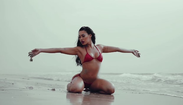 Ana del Castillo