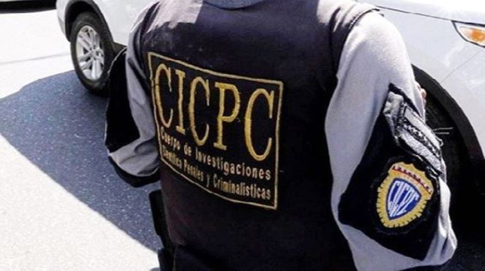 Detenidos los padres de una niña de cuatro años que murió al caer desde un 7mo piso en Caracas