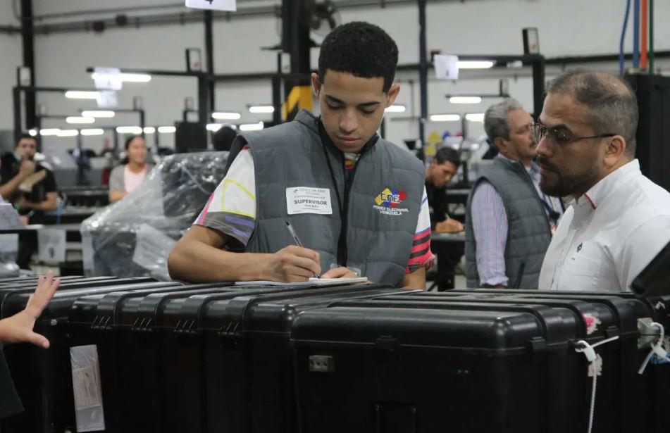 A SEIS días de las elección presidencial