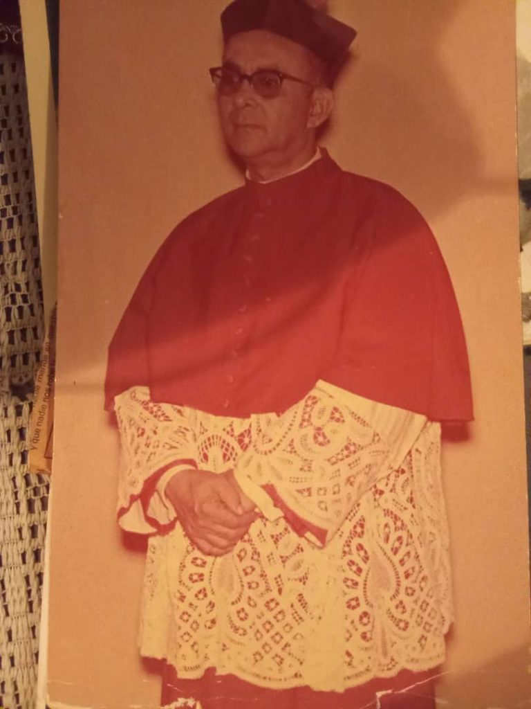 El Padre Castellano: A 115 años de su nacimiento sigue siendo el Pastor guía de la parroquia Santa Lucía