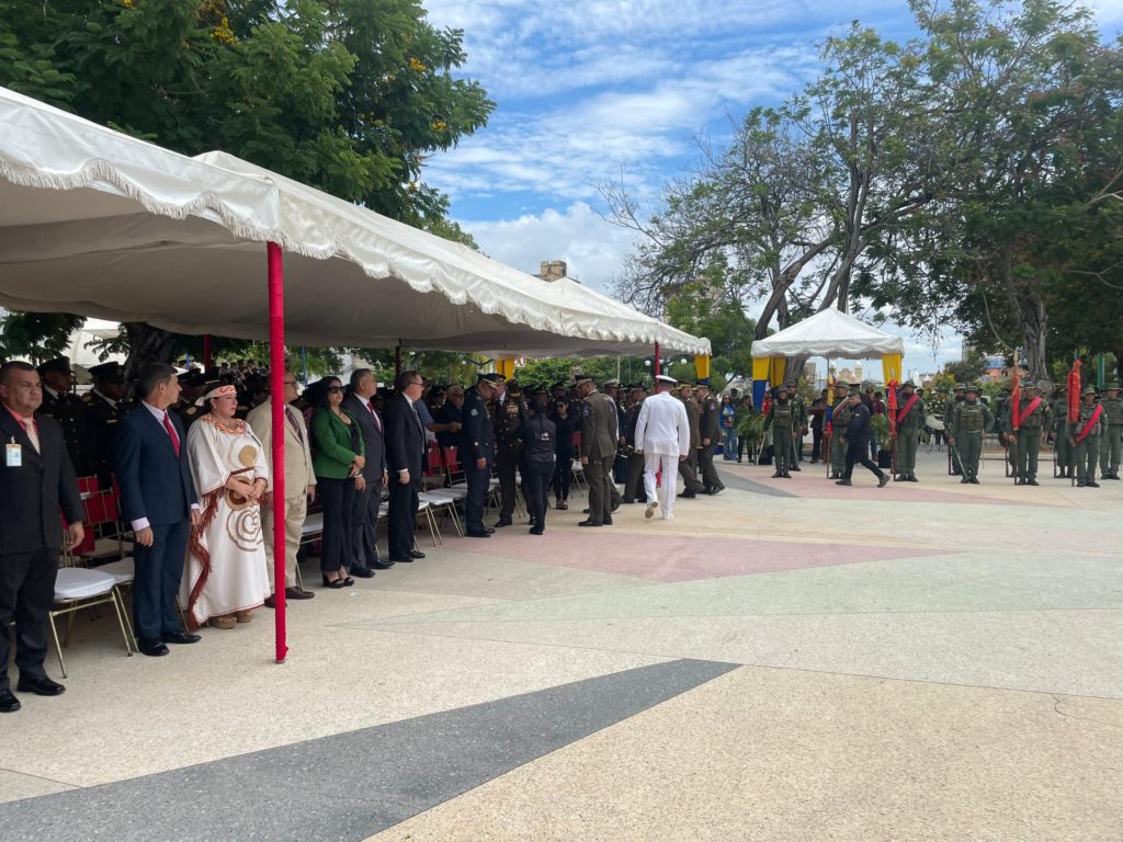 ZODI – Zulia conmemoró en la plaza Bolívar de Maracaibo los 213 años de la declaracción de la Independencia