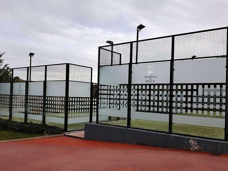 Fiscalía de Venezuela investiga construcción de canchas de pádel por 