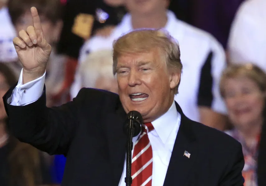 Trump: "De un plumazo, el primer día vamos a poner fin a la locura transgénero en el área militar y deportiva". Foto: RRSS