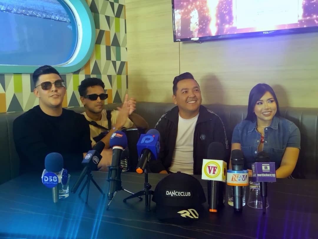 Celebra el amor con vallenato y 