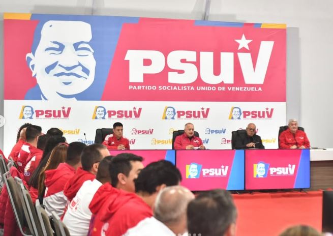 "El 25 de mayo habrá elecciones incluyendo la elección del gobernador de la Guayana Esequiba": Diosdado Cabello