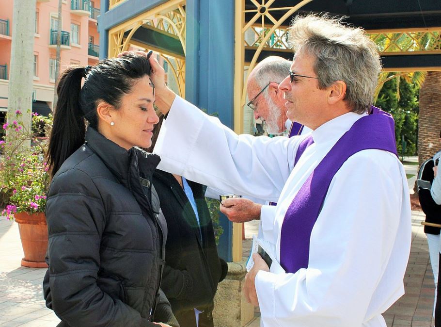 Al iniciarse la Cuaresma la iglesia invita a la feligresía a "caminar juntos"