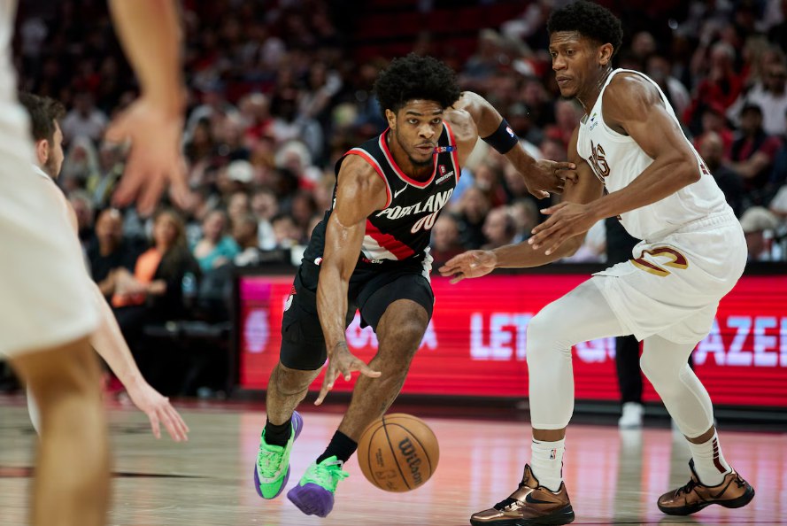 Cavaliers afianzan su primer puesto tras vencer a los Blazers