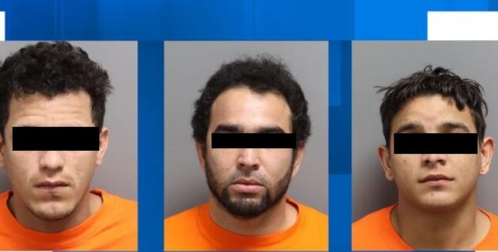 Detienen a tres migrantes venezolanos por robar en tiendas de armas de fuego en Carolina del Sur