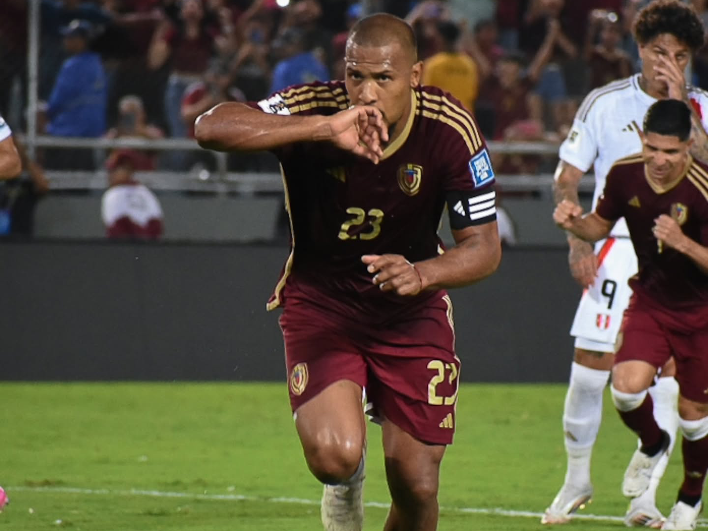 En puesto de repechaje: La Vinotinto venció a Perú en Maturín