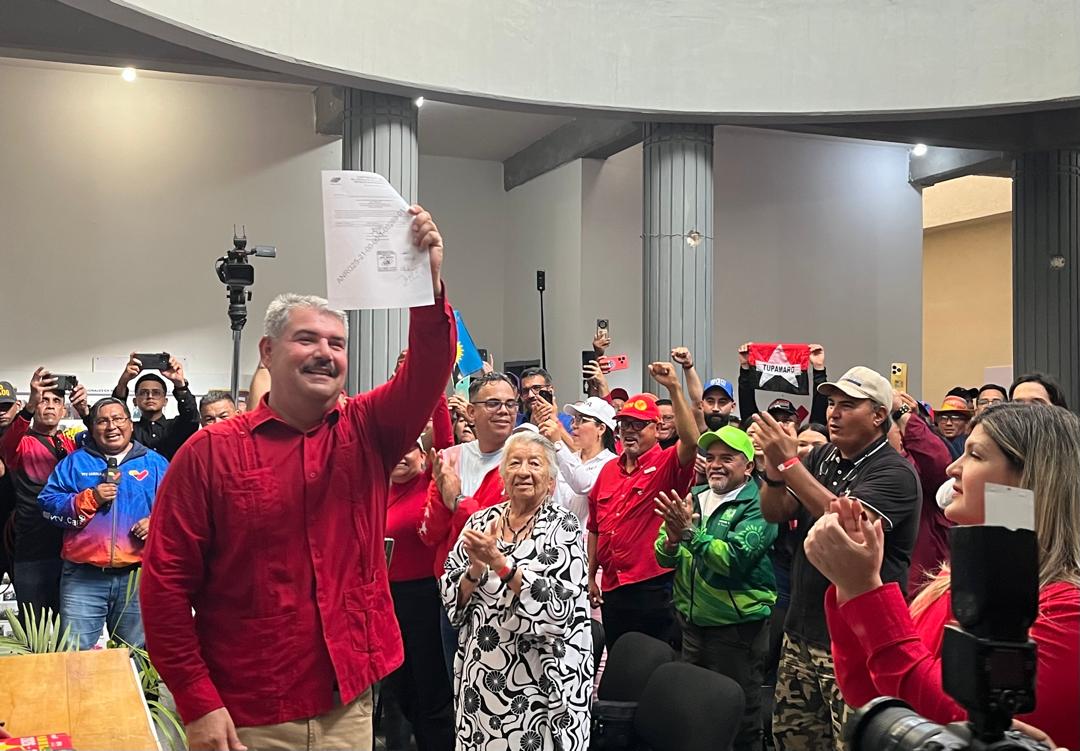 Luis Caldera al inscribir su candidatura: 