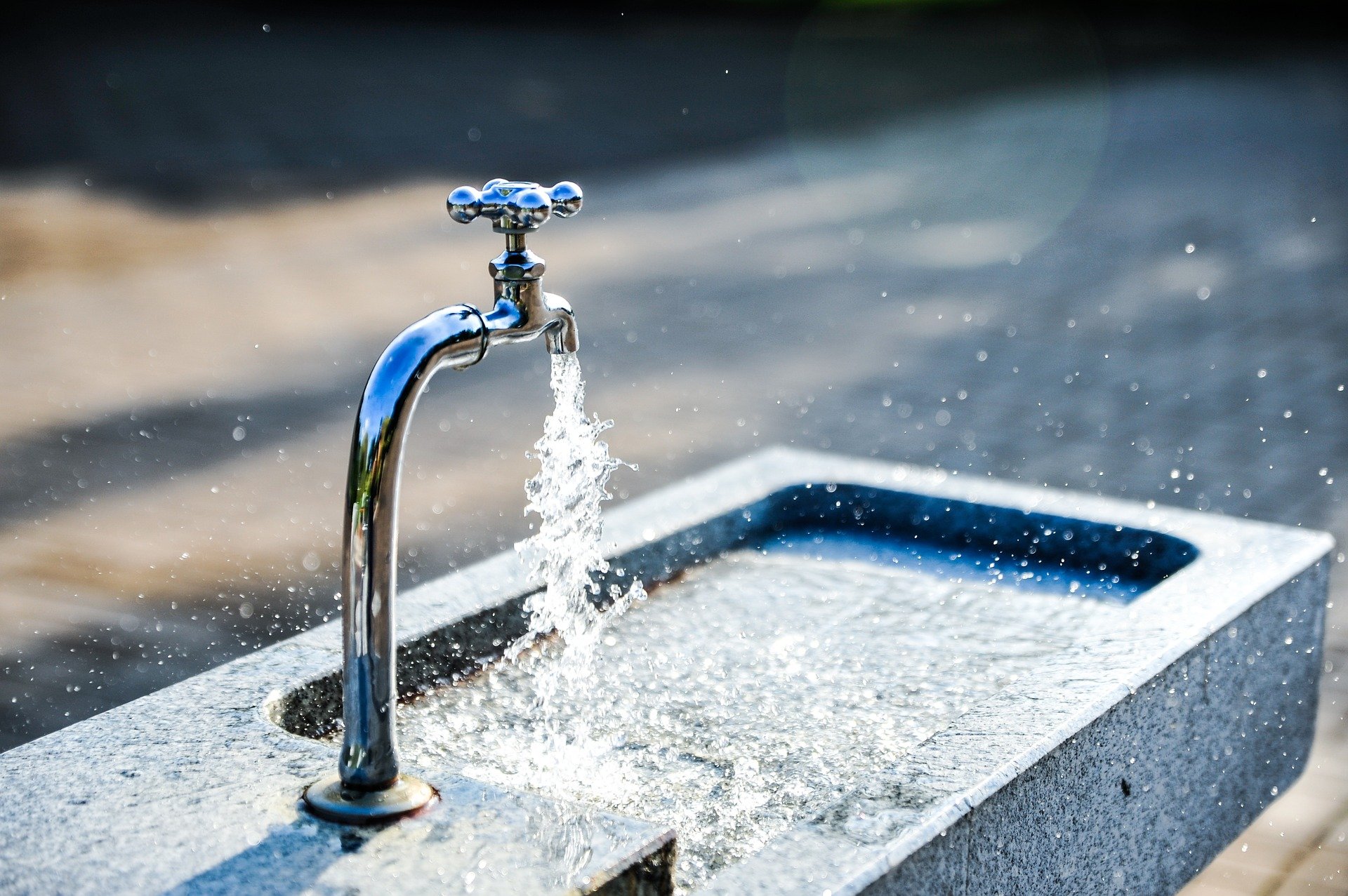 Llegó el agua en tres parroquias de San Francisco