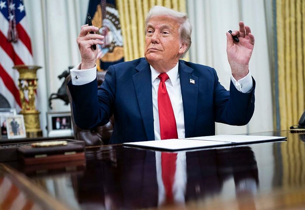 Trump amenaza a China con un arancel adicional del 50 % si Pekín no retira los gravámenes impuestos a productos estadounidenses